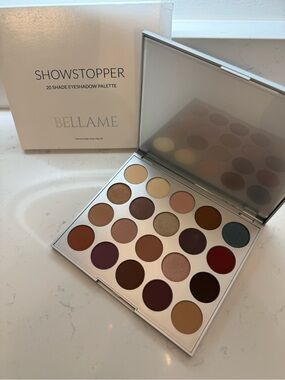 Bellame Showstopper 20-Shade Eyeshadow Palette - Neutral & Warm Shades